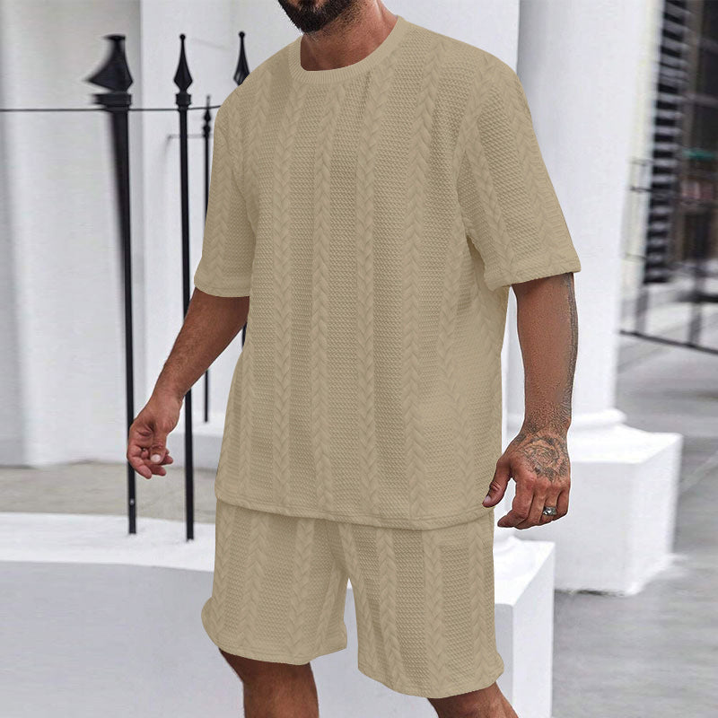 Men’s Two-Piece Outfit with Patterned T-Shirt and Relaxed Fit Shorts 10