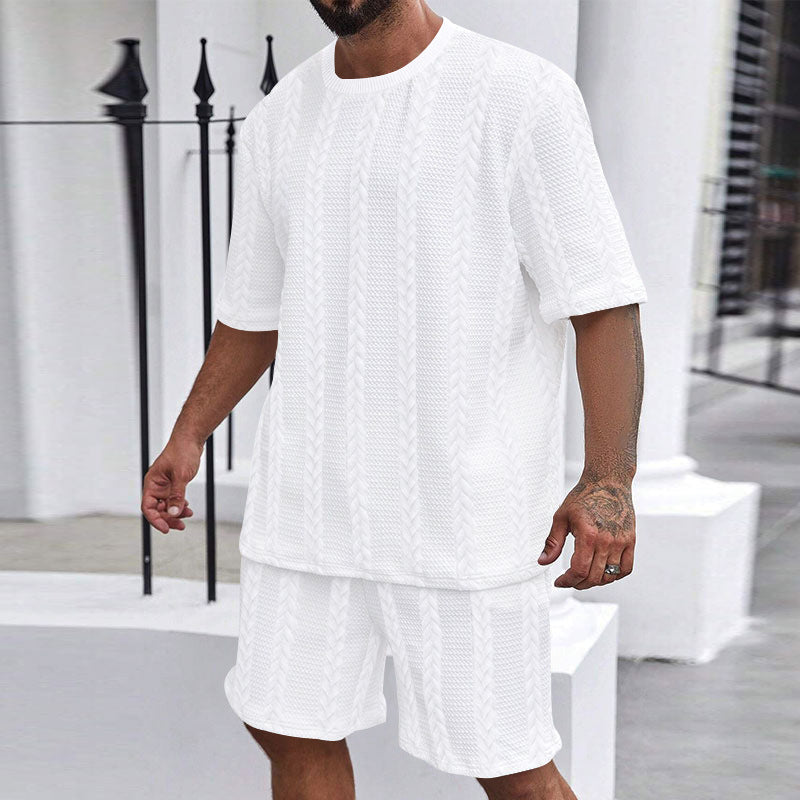 Men’s Two-Piece Outfit with Patterned T-Shirt and Relaxed Fit Shorts 21
