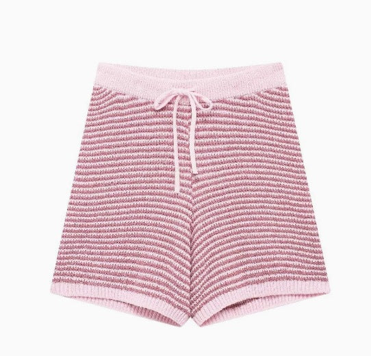 Women’s Green and White Knit Shorts Set with Oversized V-Neck Polo Top 9