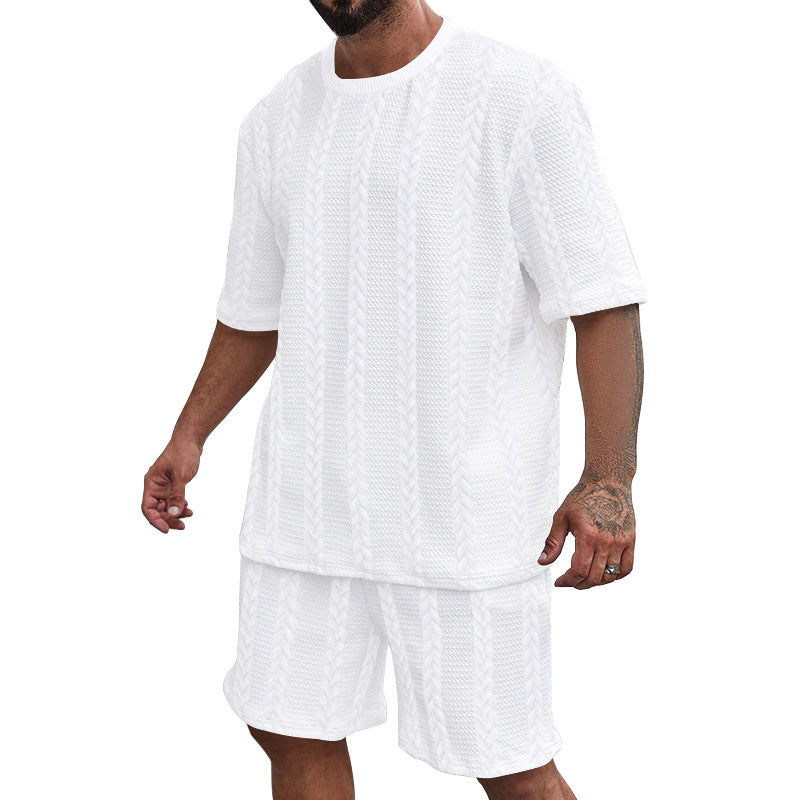 Men’s Two-Piece Outfit with Patterned T-Shirt and Relaxed Fit Shorts 3