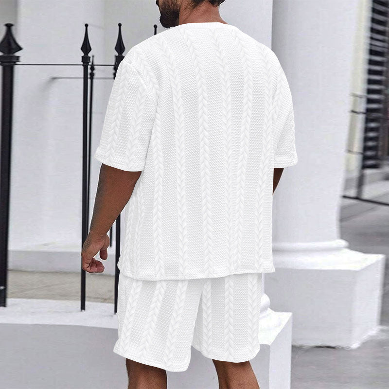 Men’s Two-Piece Outfit with Patterned T-Shirt and Relaxed Fit Shorts 16
